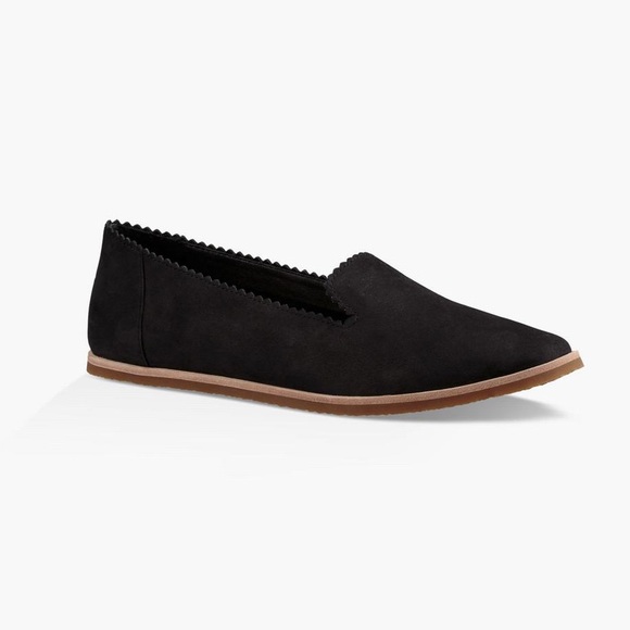 ugg vista flat black